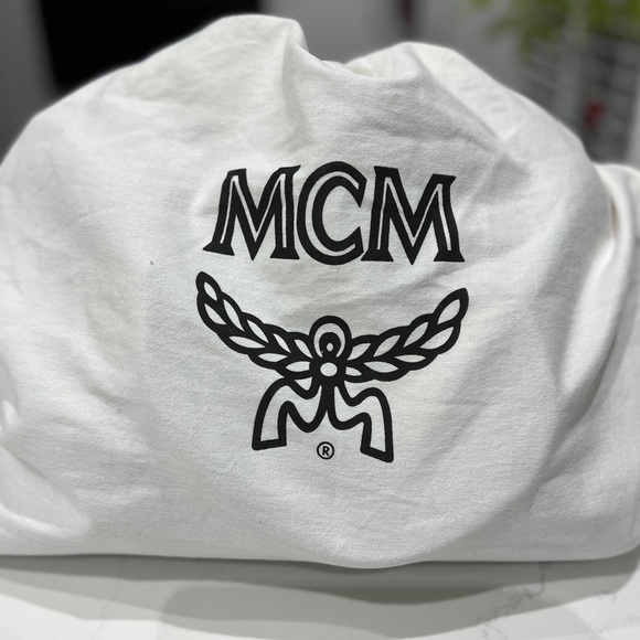 MCM leather satchel bag. Medium size. Full grain leather. - Picture 17 of 17